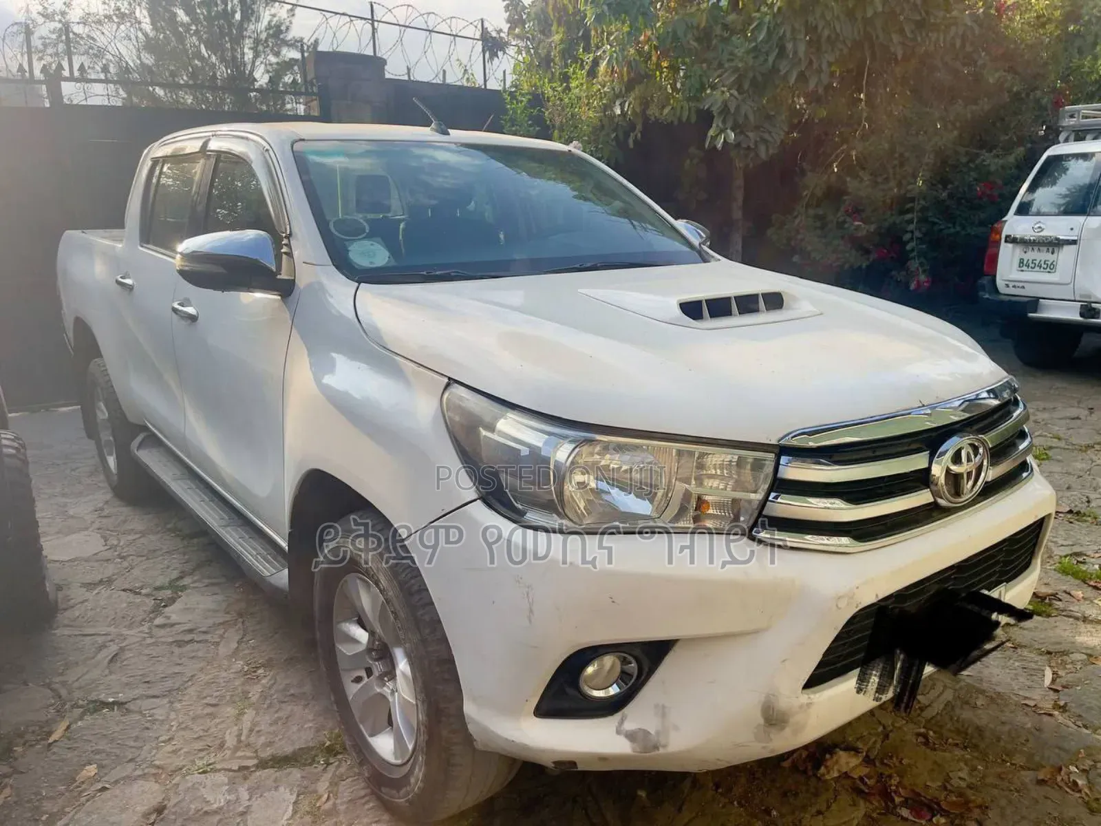 Toyota Hilux 2018 White