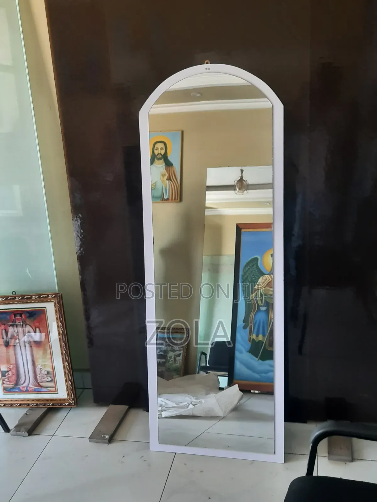 Mirror  መስታወት