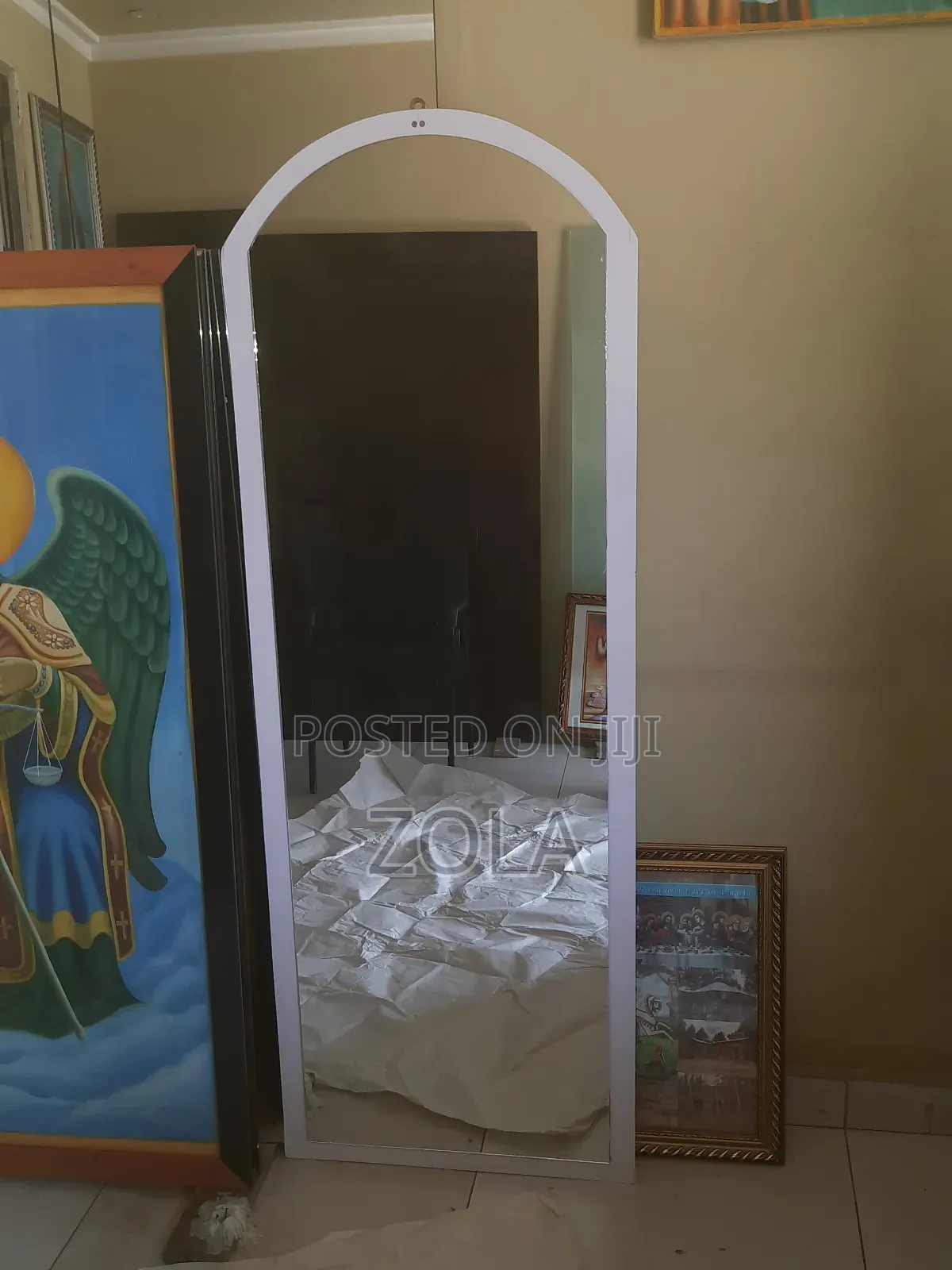 Mirror  መስታወት