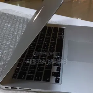 New Laptop Apple MacBook Air 2014 4GB Intel Core I5 SSD 256GB