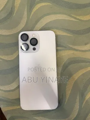 Photo - Apple iPhone 15 Pro Max 256 GB White