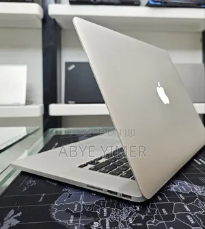 New Laptop Apple MacBook Pro 2015 16GB Intel Core I7 SSD 512GB