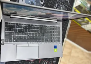 Photo - New Laptop HP ZBook Firefly G8 16GB Intel Core I7 SSD 512GB
