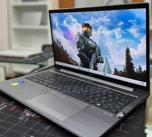 New Laptop HP ZBook Firefly G8 16GB Intel Core I7 SSD 512GB