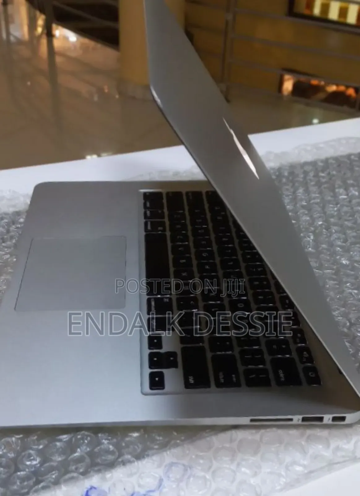 New Laptop Apple MacBook Air 2014 4GB Intel Core I5 SSD 256GB