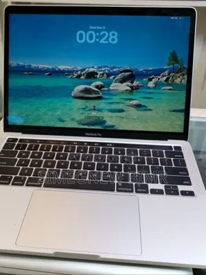 New Laptop Apple MacBook Pro M1 16GB Apple M1 Pro SSD 512GB