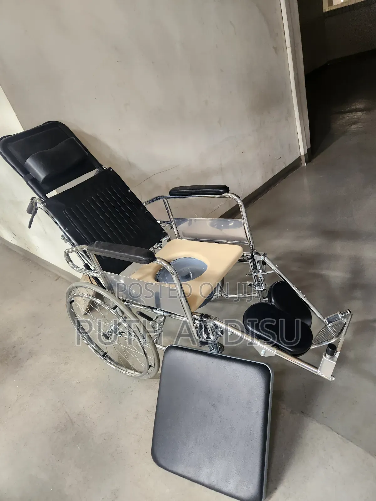 Reclining Commode Wheelchair፭¢Wheelchair፯whilchar¤፭wilchr<፯wheelchair