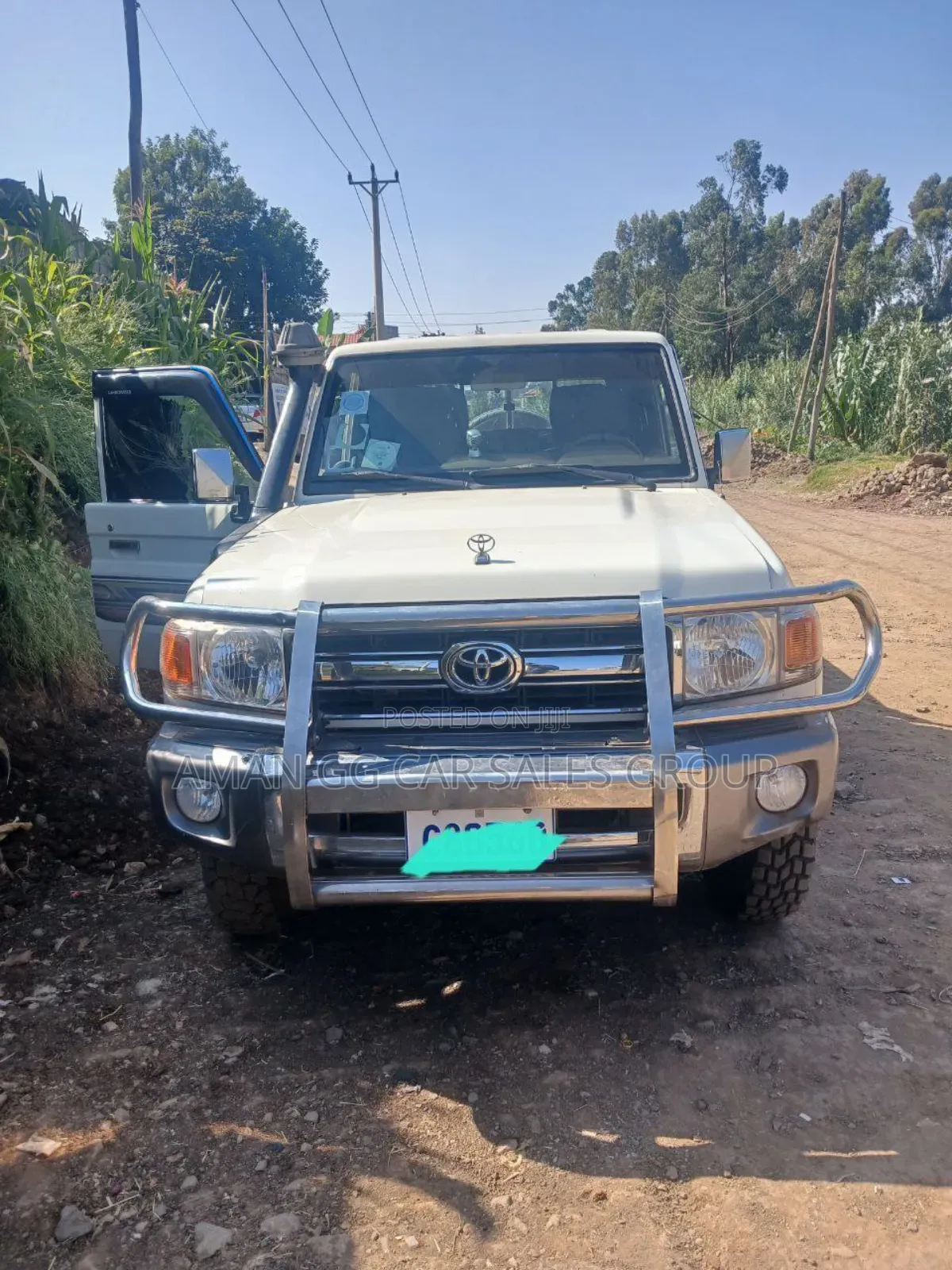 Toyota Land Cruiser 2017 White