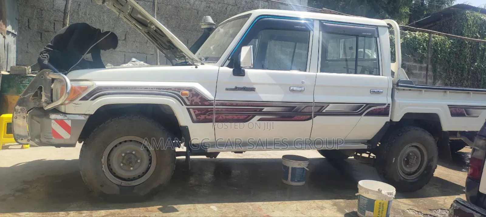 Toyota Land Cruiser 2017 White