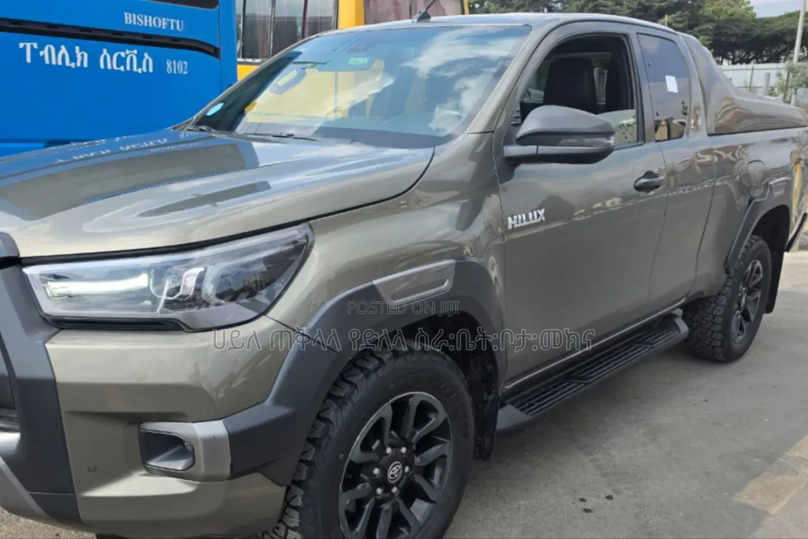 Toyota Hilux 2021 Green