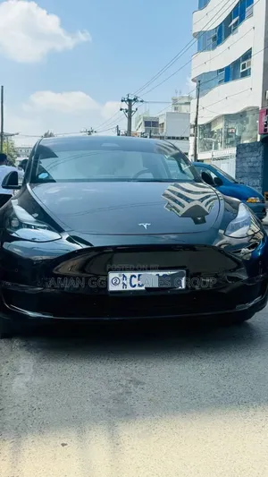 Tesla Model Y 2023 Black