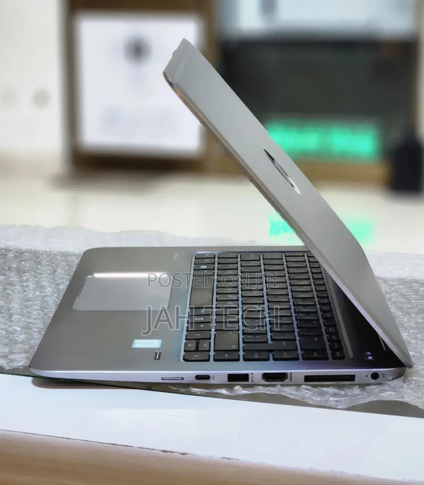 New Laptop HP EliteBook 1040 G3 8GB Intel Core I5 SSD 256GB