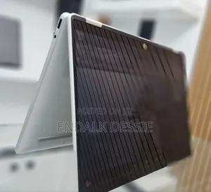 New Laptop HP OmniBook 5 Flip 16GB Intel Core I7 SSD 512GB