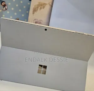 Photo - New Laptop Microsoft Surface Pro 7 16GB Intel Core I7 SSD 512GB