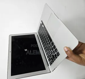 New Laptop Apple MacBook Air 2013 4GB Intel Core I5 SSD 256GB