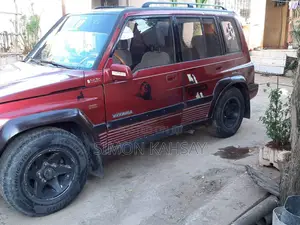 Suzuki Vitara 1993 Red