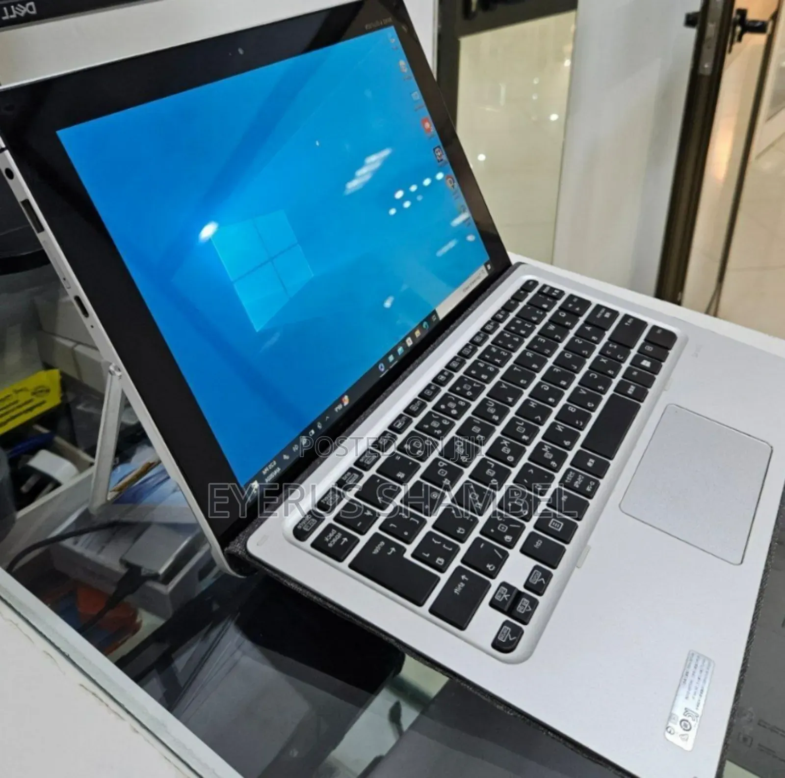 New Laptop HP Elite X2 1012 8GB Intel Core M SSD 256GB