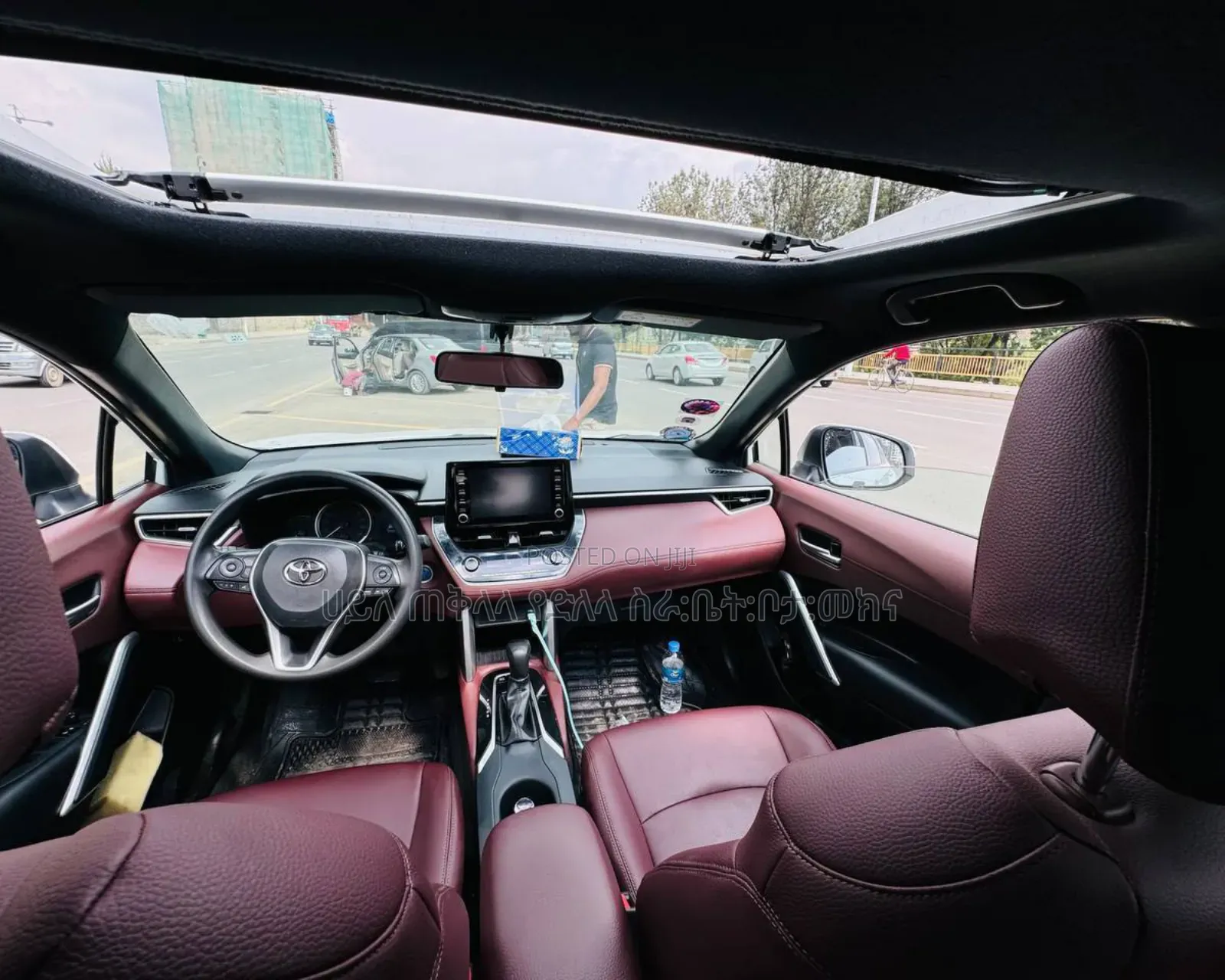 Toyota Corolla Cross Hybrid 2024 Ivory