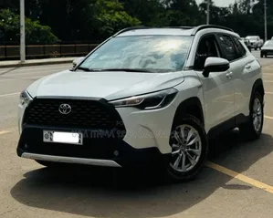 Toyota Corolla Cross Hybrid 2024 Ivory