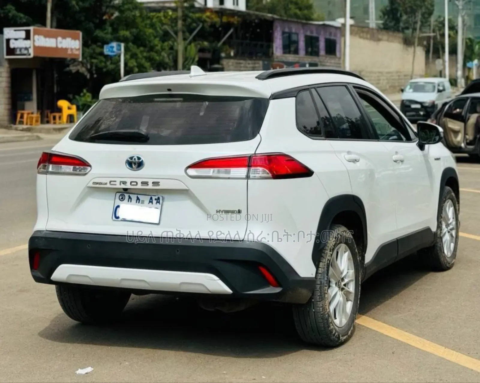 Toyota Corolla Cross Hybrid 2024 Ivory