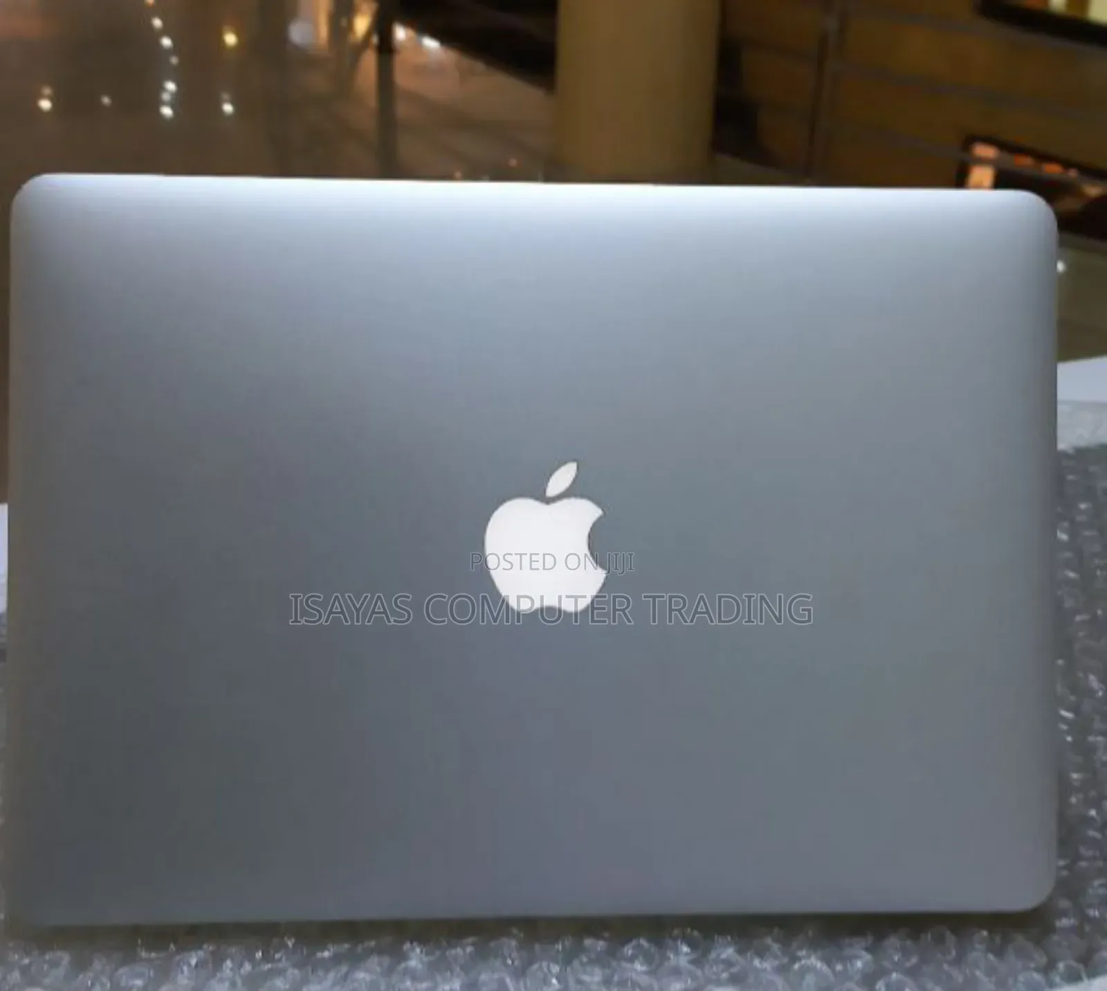 New Laptop Apple MacBook 2015 4GB SSD 128GB