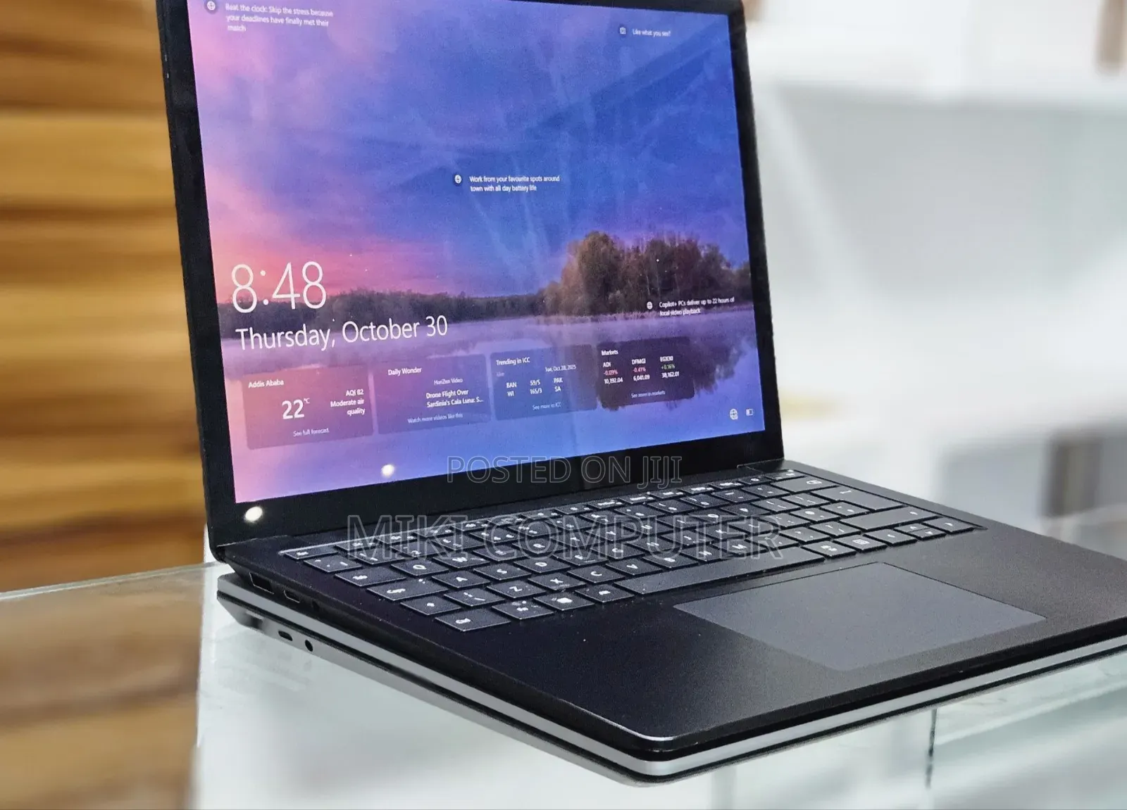 New Laptop Microsoft Surface 12GB Intel Core I5 SSD 512GB