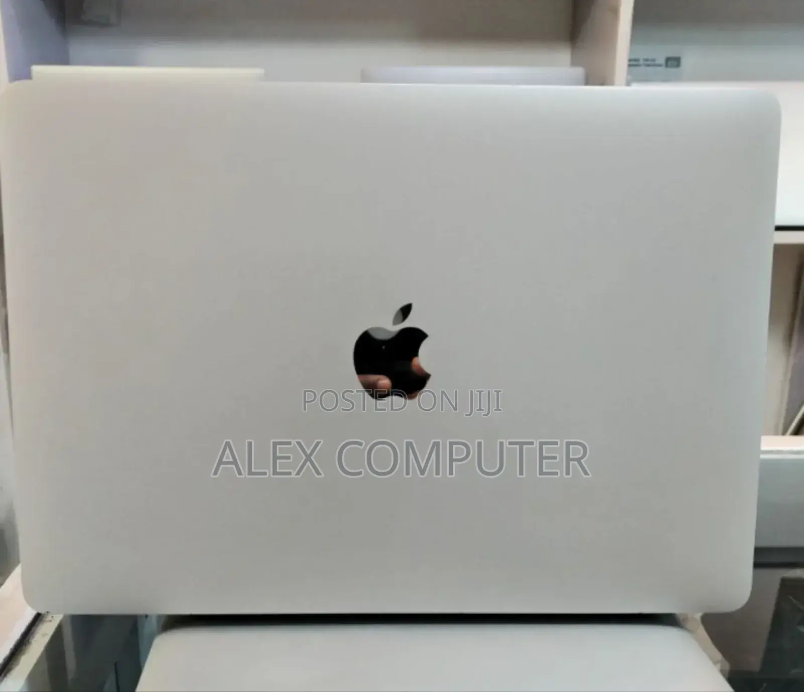 New Laptop Apple MacBook Pro M1 16GB Apple M1 SSD 512GB