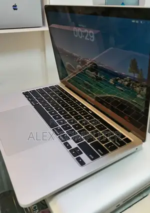 New Laptop Apple MacBook Pro M1 16GB Apple M1 SSD 512GB