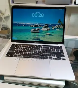 New Laptop Apple MacBook Pro M1 16GB Apple M1 SSD 512GB