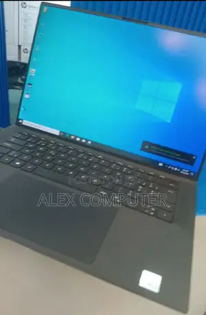 New Laptop Dell XPS 15 16GB Intel Core i7 SSD 512GB