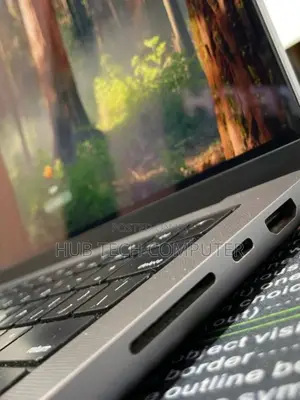 New Laptop Apple MacBook Pro M1 32GB Apple M1 Pro SSD 512GB