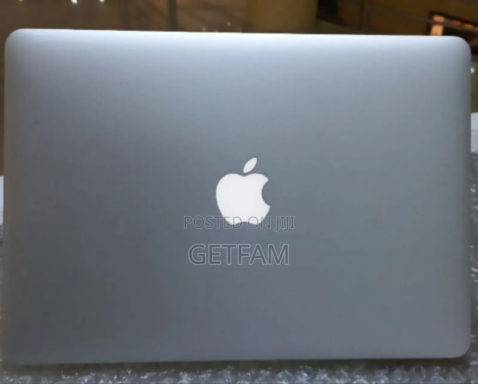 New Laptop Apple MacBook Air 2014 4GB Intel Core I7 SSD 256GB