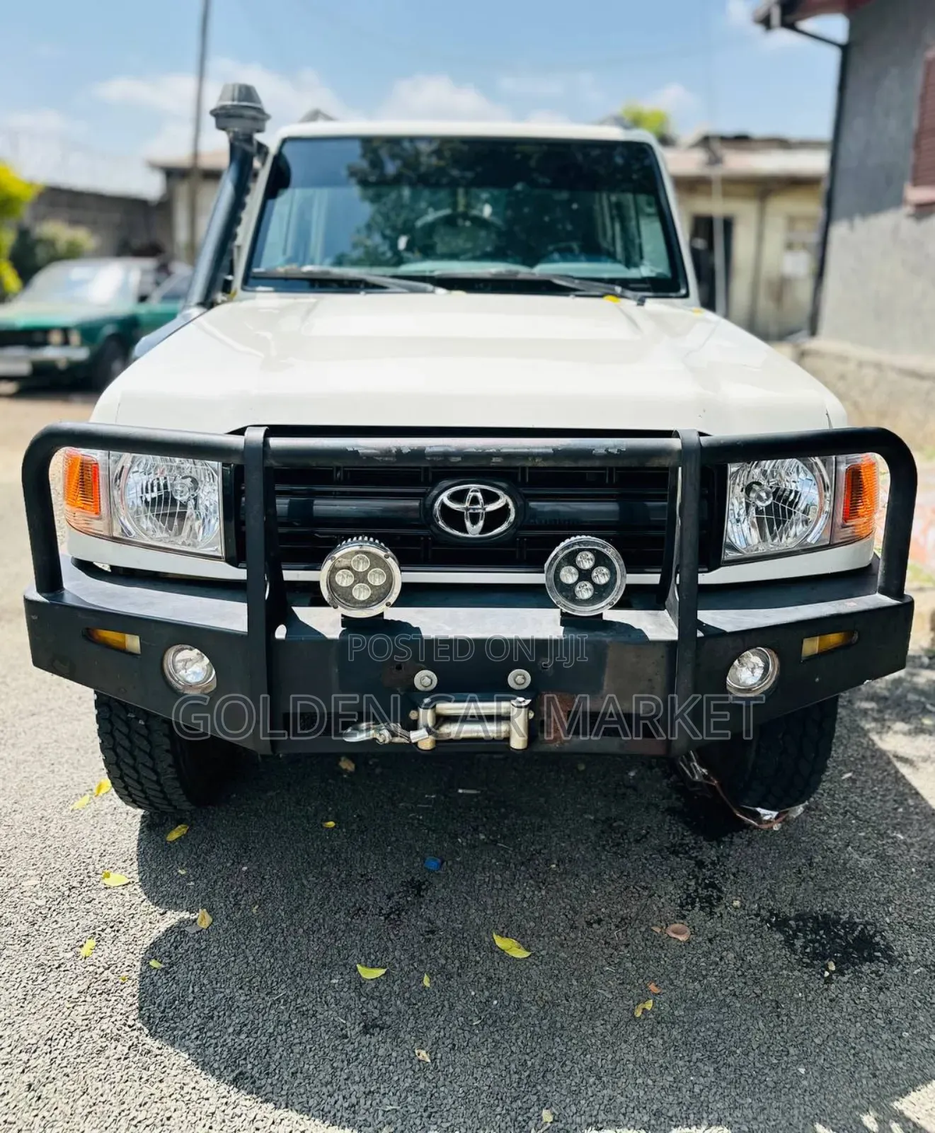 Toyota Land Cruiser 2020 White