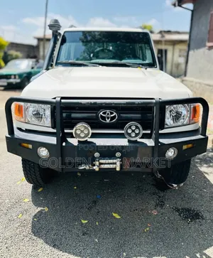 Toyota Land Cruiser 2020 White