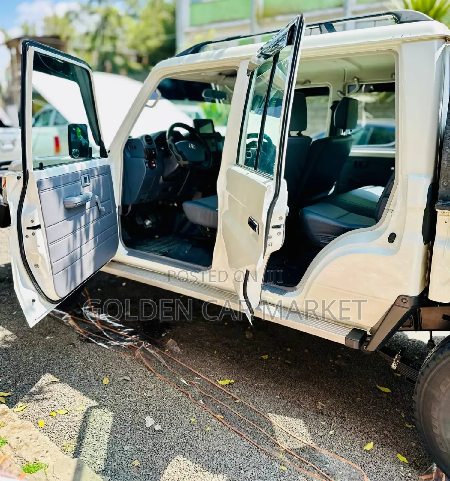 Toyota Land Cruiser 2020 White