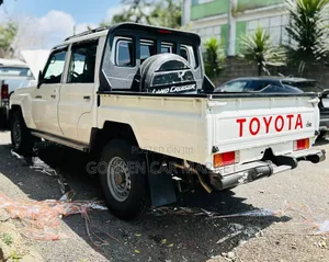 Toyota Land Cruiser 2020 White