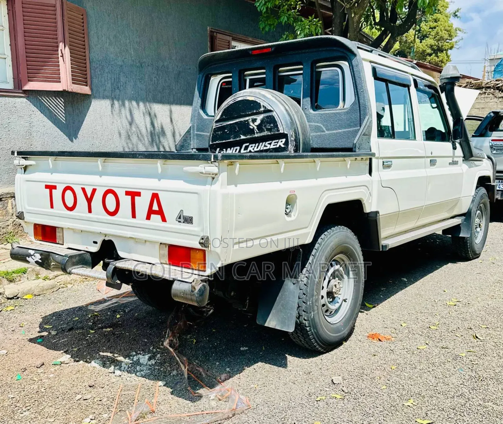 Toyota Land Cruiser 2020 White