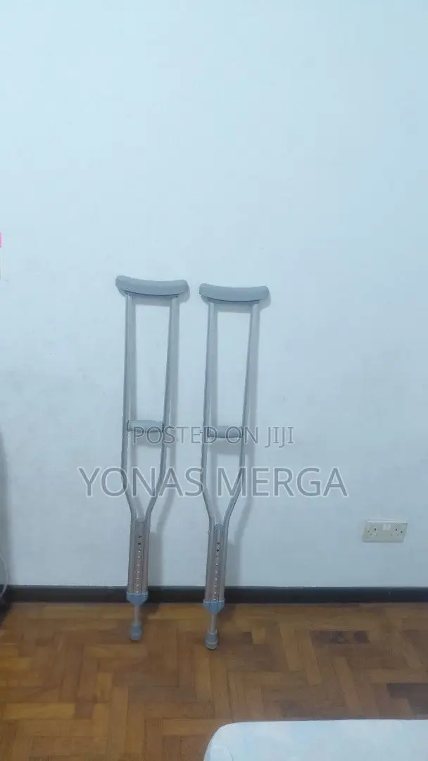 Standard Axillary Crutches, Making Your Mobility Experience Smoother