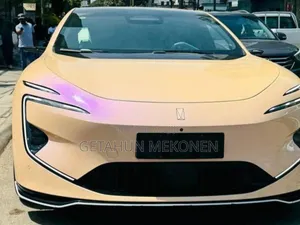 Photo - New Avatr 12 2025