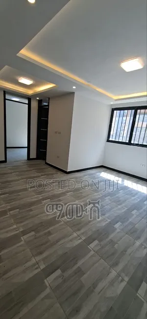 Furnished 2bdrm Condo in አያት አስችኳይ ሽያጭ, Bole for sale