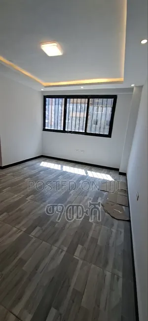 Furnished 2bdrm Condo in አያት አስችኳይ ሽያጭ, Bole for sale