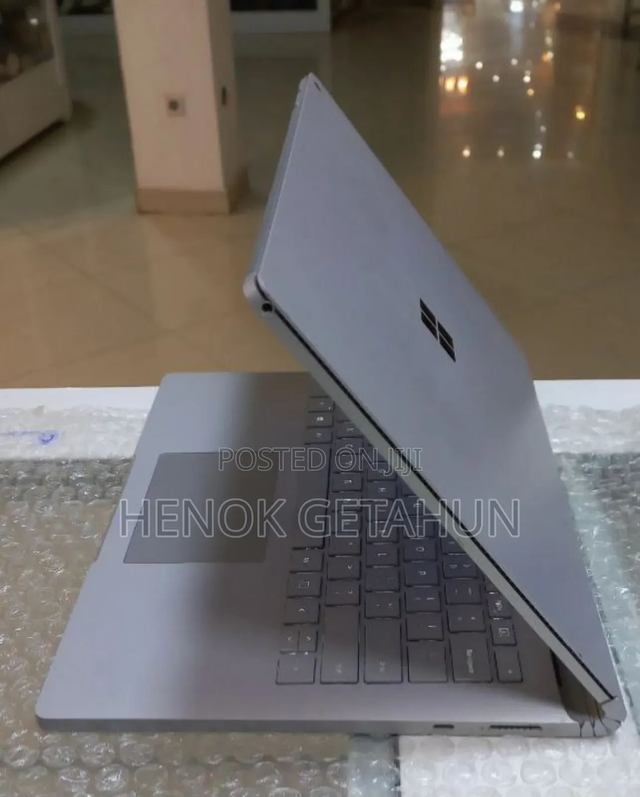 New Laptop Microsoft Surface Book 3 16GB Intel Core I7 SSD 256GB