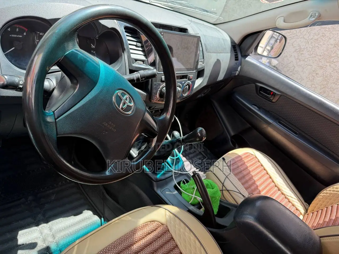 Toyota Hilux 2015 White