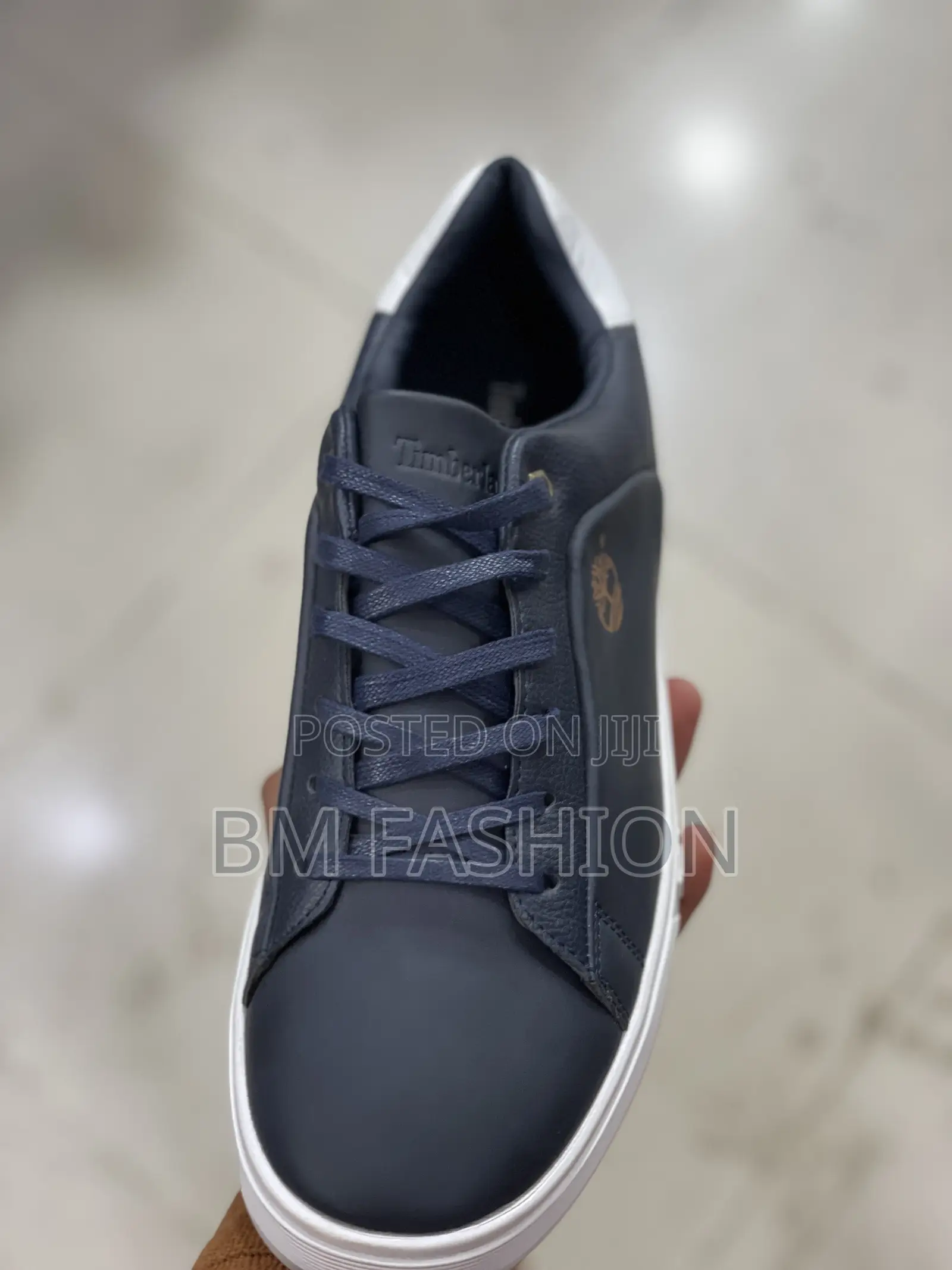 Timberland Low-Top Casual Leather Sneakers in Navy Blue