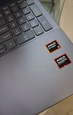 New Laptop HP Pavilion 15 8GB AMD Ryzen 5 SSD 512GB