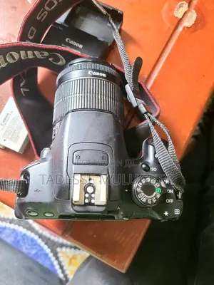 DSLR Camera