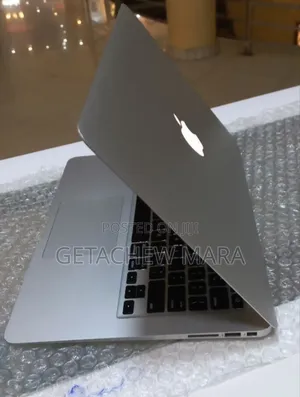 Photo - New Laptop Apple MacBook Air 2014 4GB Intel Core I5 HDD 256GB