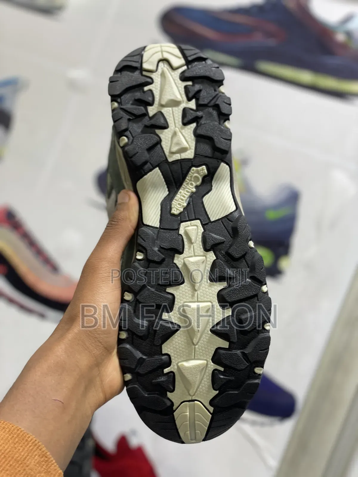 Columbia Hiking Shoes in Grey and Beige Tones