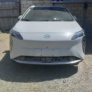 Photo - New GAC GA5 2025 Off white