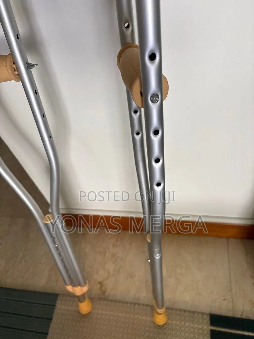 Axillary Crutches嵽今crutches//Special Balancing – Walking Stick